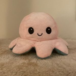 2 sided octopus plushie(no tags but never used)